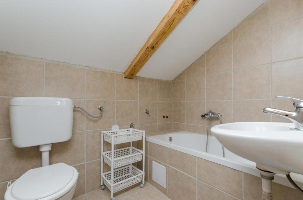 Apartmani Tijana Нови Винодолски Екстериор снимка